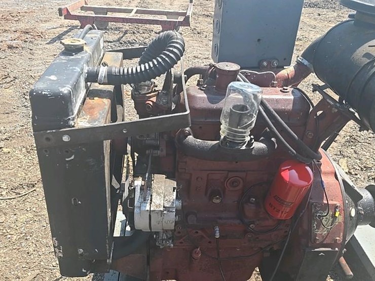 #146-•-iveco-power-unit-with-air-compressor-and-generator-image-18