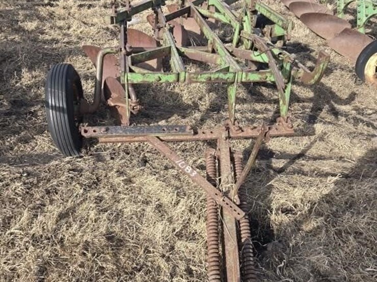 john-deere-5-image-4