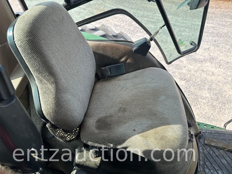 2005-john-deere-8320-image-28