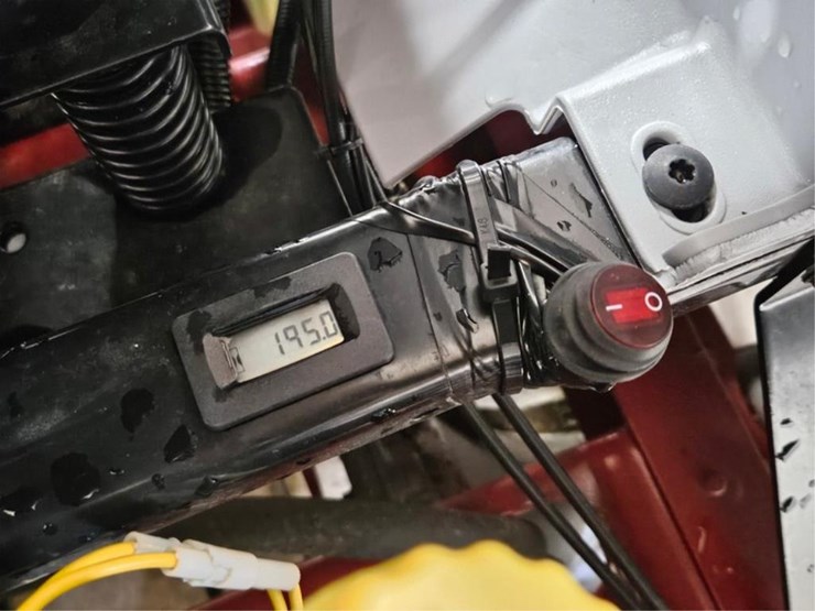 #378-•-exmark-zero-turn-mower-image-26