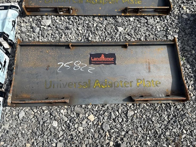 land-honor-universal-skid-steer-plate-image-1