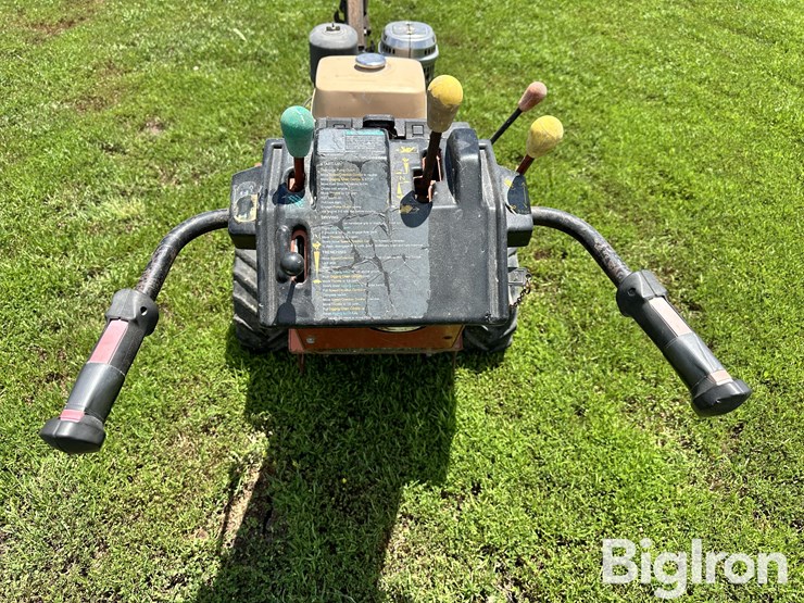 ditch-witch-1020-image-20