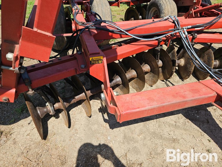 case-ih-3950-image-15
