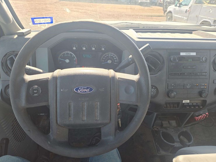 2013-ford-f250-image-13