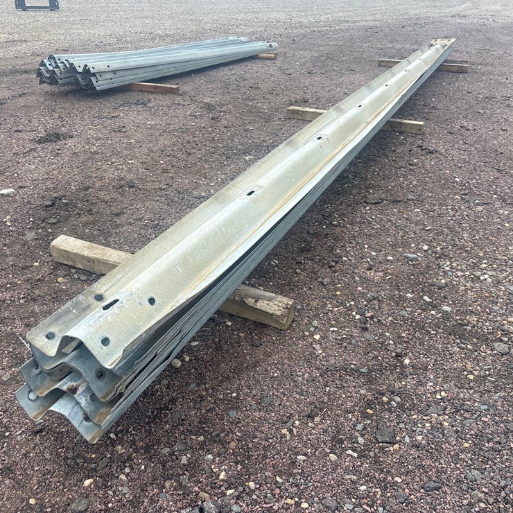 Assortment of Guard Rail
