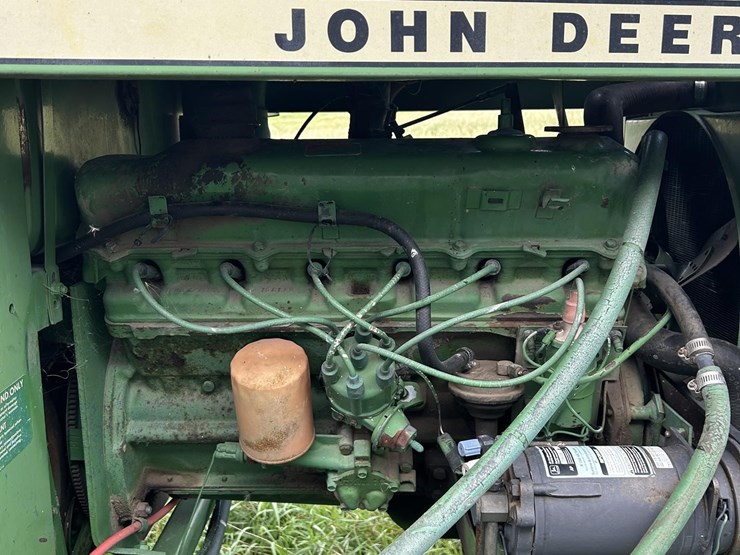 john-deere-2320-image-7