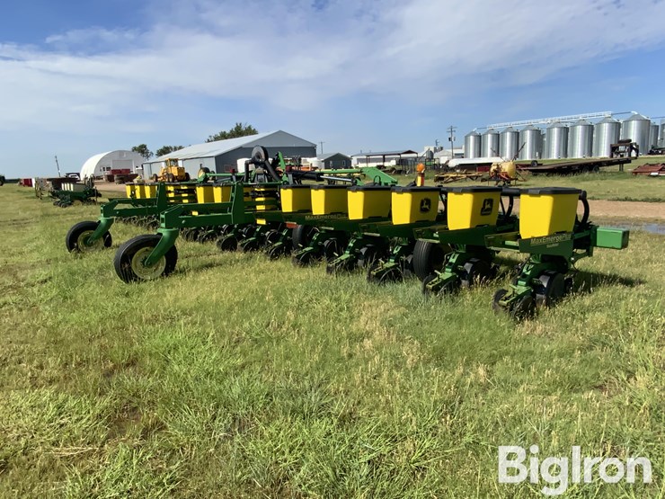 2002-john-deere-1720-image-5