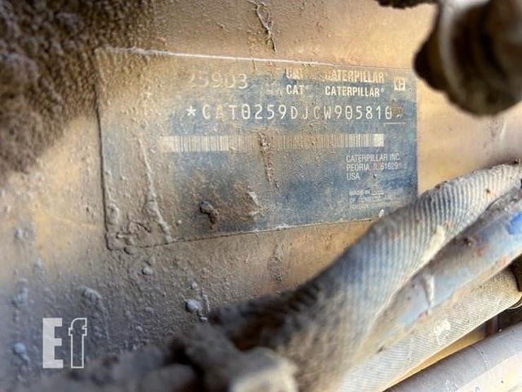 2021-caterpillar-259d3-image-8