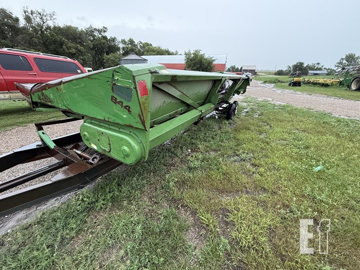 john-deere-844-image-3