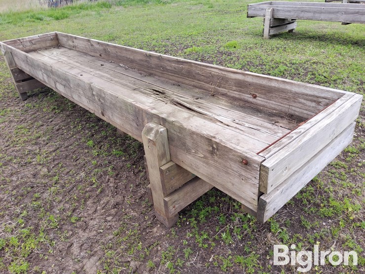 wood-feed-bunk-image-3