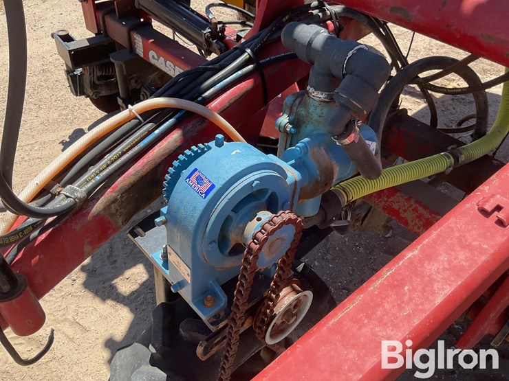 case-ih-2800-image-11