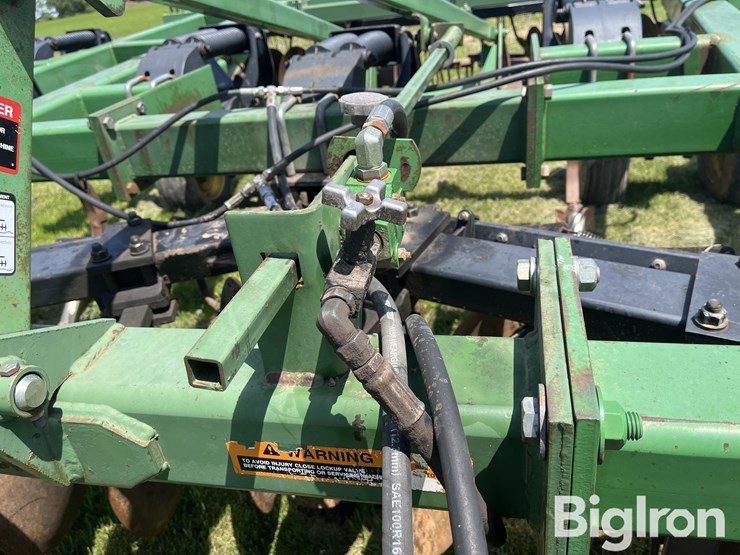 john-deere-510-image-15
