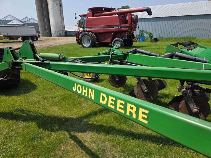 john-deere-3710-image-20
