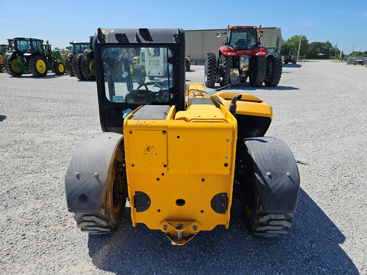 2020-jcb-505-image-15