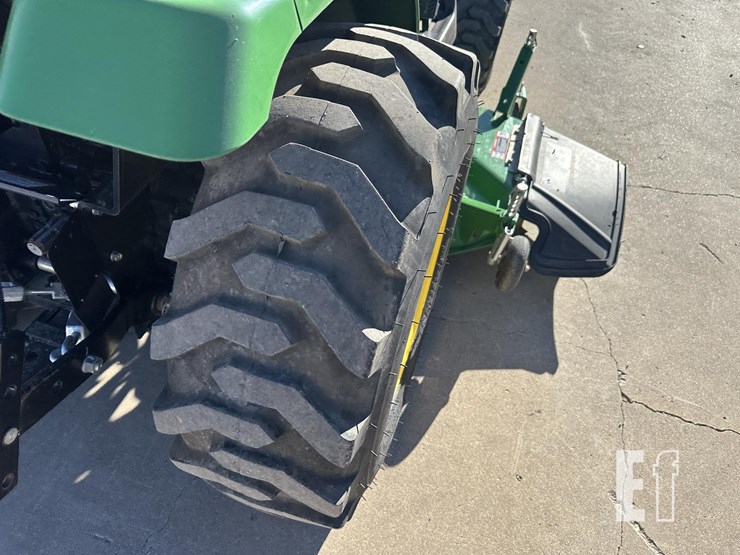 2015-john-deere-2025r-image-20
