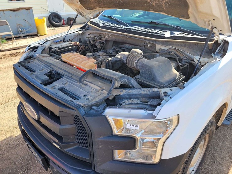 2017-ford-f150-image-15