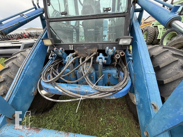 new-holland-9030-image-20