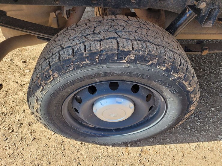 2017-ford-f150-image-19