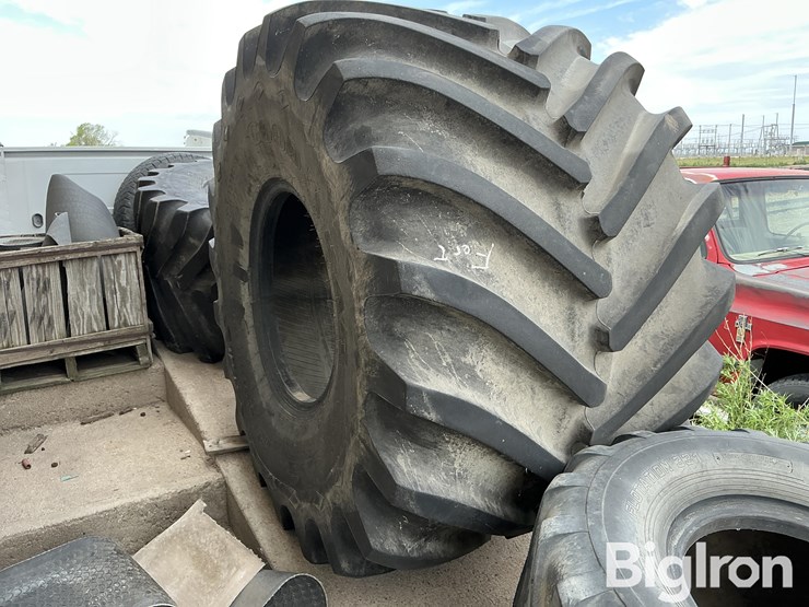 goodyear-1000/50r25-rear-floater-tire-image-3