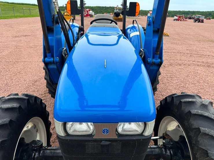 2002-new-holland-tn65-image-37