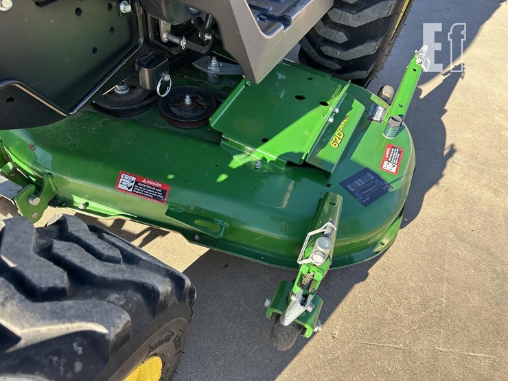 2015-john-deere-2025r-image-13
