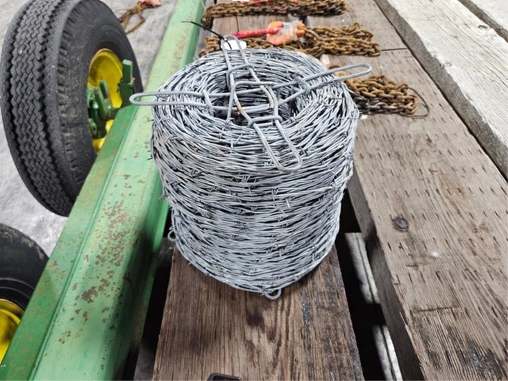 #371-•-roll-of-barb-wire-image-4