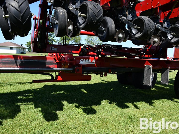 case-ih-1200-image-19