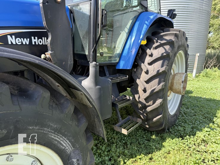 2006-new-holland-tm155-image-5
