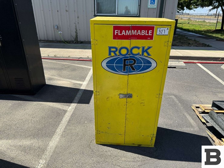 justrite-flammable-storage-cabinet-image-1