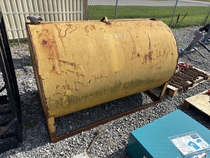 250-gallon-diesel-tank-image-1