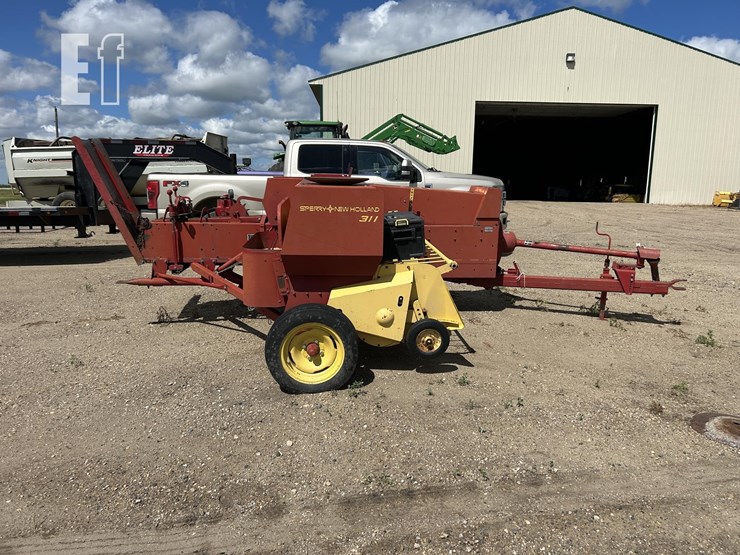 new-holland-311-image-4