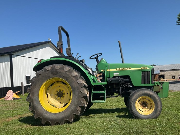 2005-john-deere-5320-image-2
