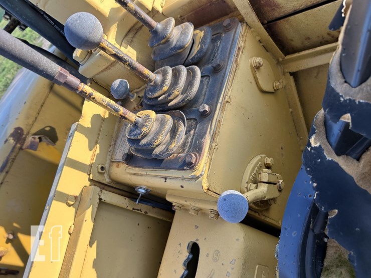 1986-caterpillar-627b-image-48