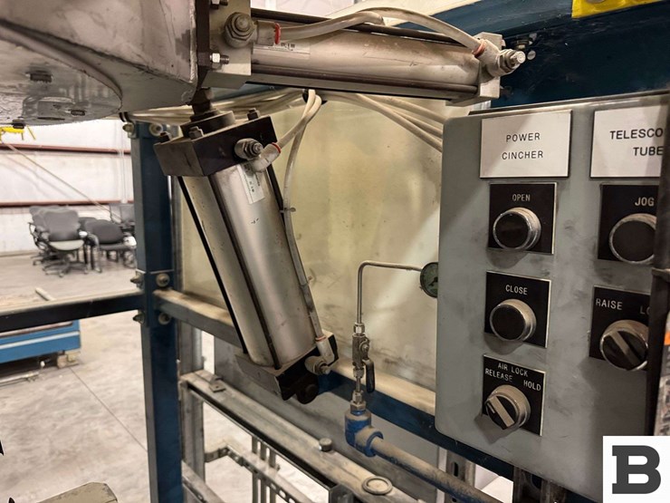 flexicon-super-sack-discharge-station-image-22