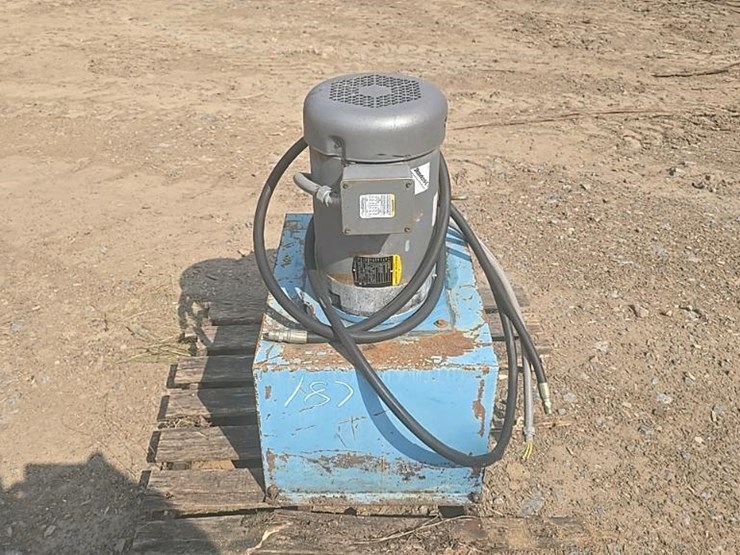 #187-•-hydraulic-tank-with-motor-image-4