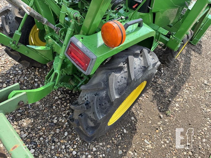1990-john-deere-670-image-14