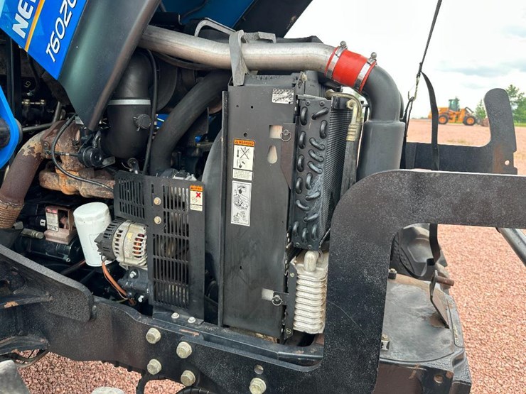 2009-new-holland-855tl-image-45