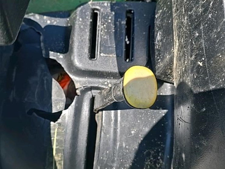 2005-john-deere-5320-image-49