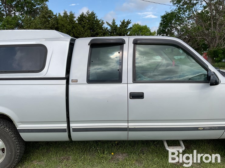1995-chevrolet-silverado-1500-image-19