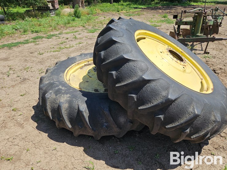 john-deere-4430-image-5