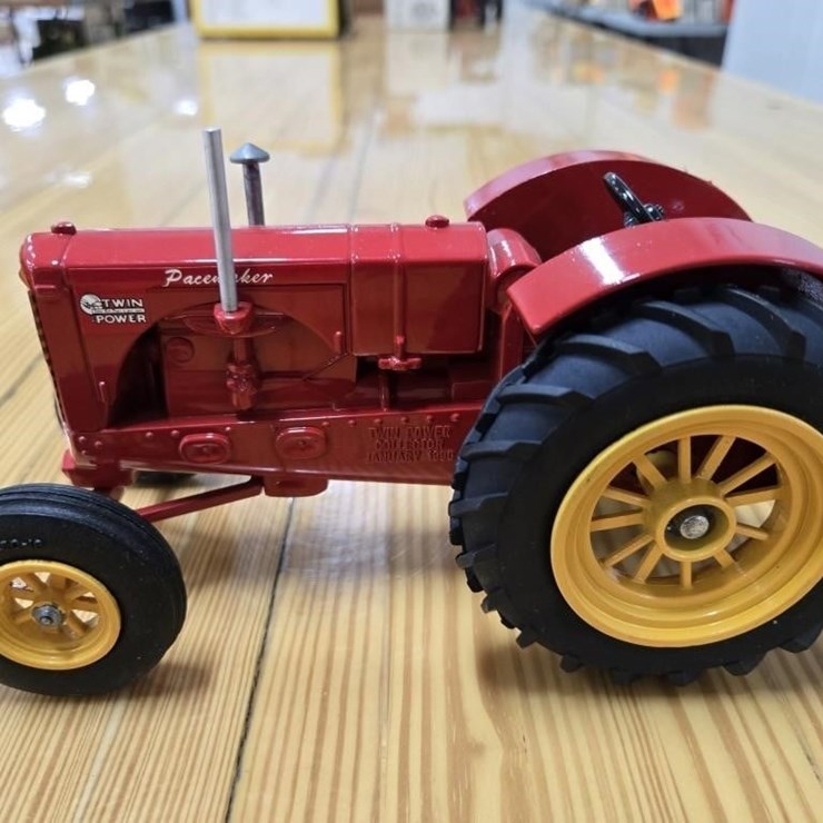 MASSEY-HARRIS PACEMAKER