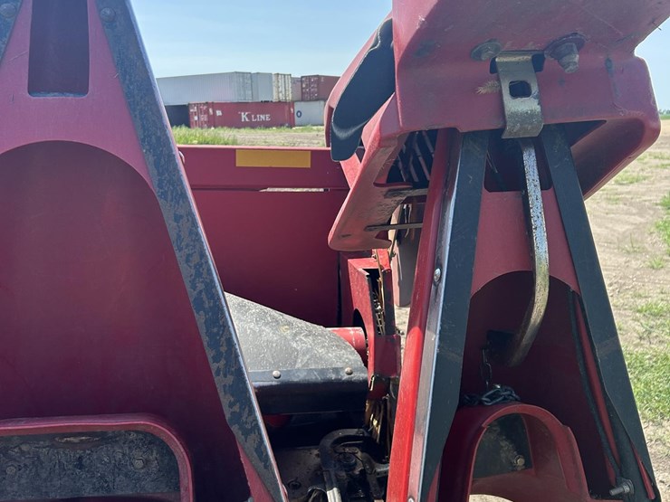 case-ih-2412-image-27
