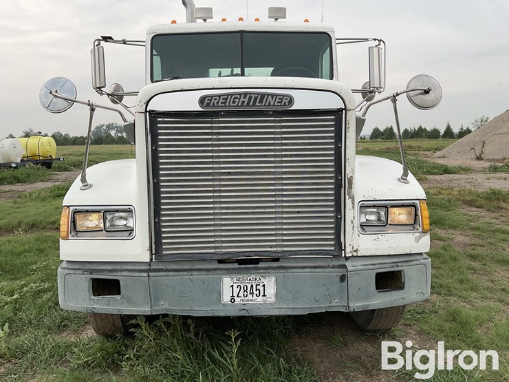 1991-freightliner-fld120-image-14