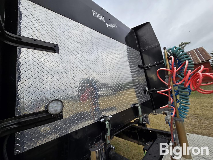 2001-peterbilt-378-image-16