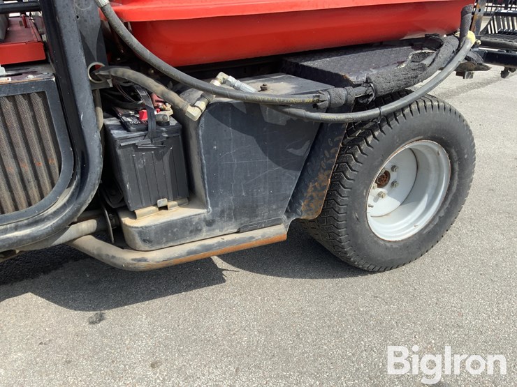 textron-cushman-898628-turf-truckster-spray-cart-image-12