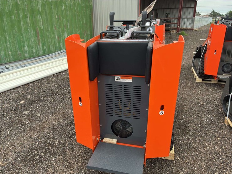 2024-hrc600-skid-steer-image-8