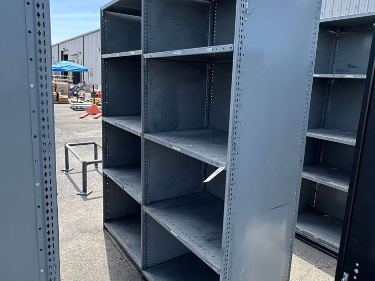 heavy-duty-steel-shelving-image-3