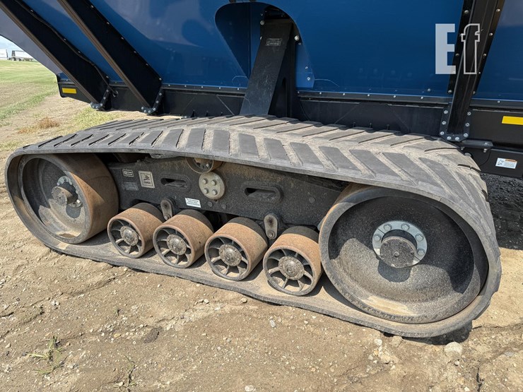 2020-kinze-1305-image-7