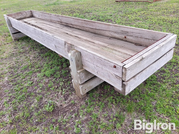 wood-feed-bunk-image-3