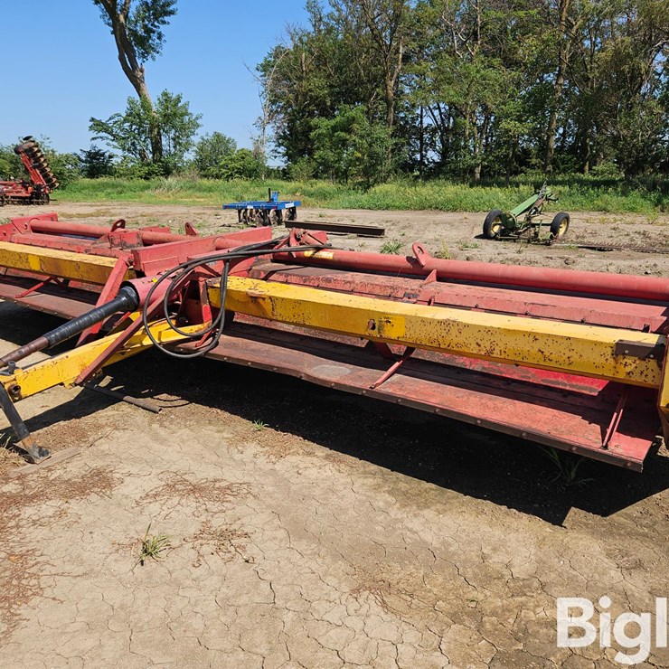 M-C Farm Equipment 2408SB Flail Shredder